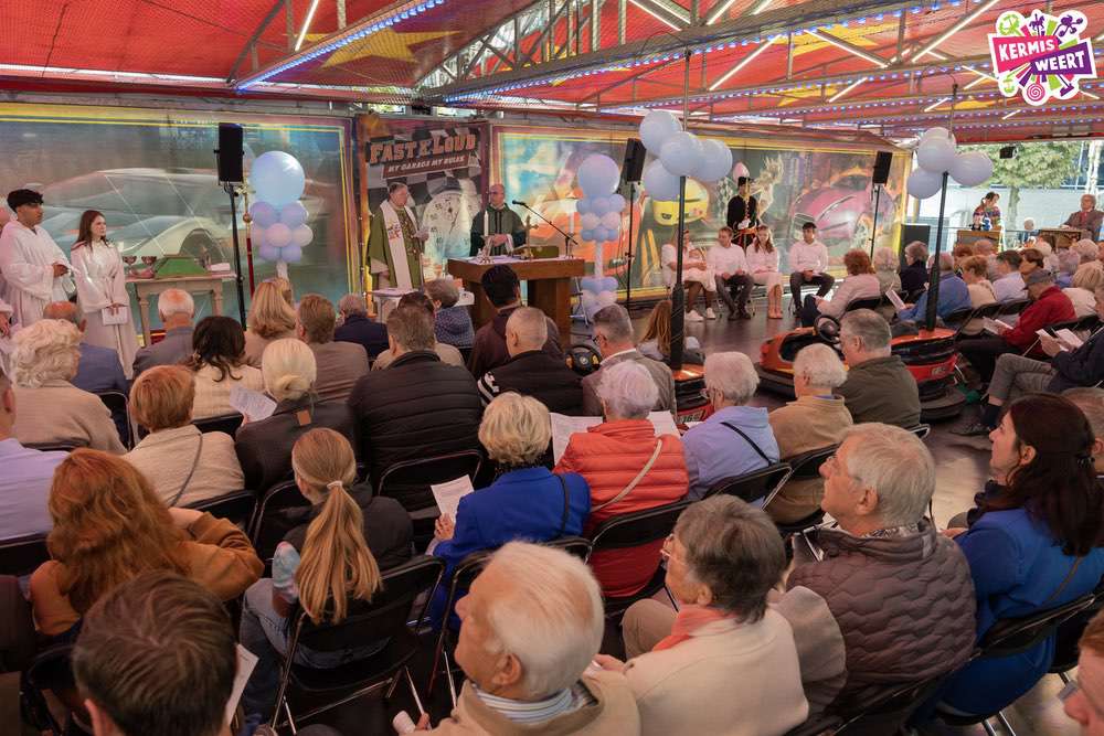 Foto: 'Sfeerimpressies 040'.